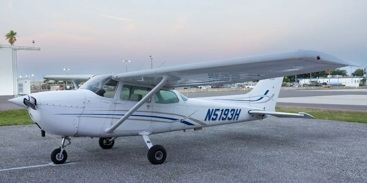 Cessna 172M N365DS